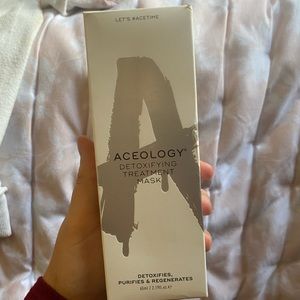 Aceology detox mask